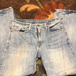 American Eagle men’s jeans